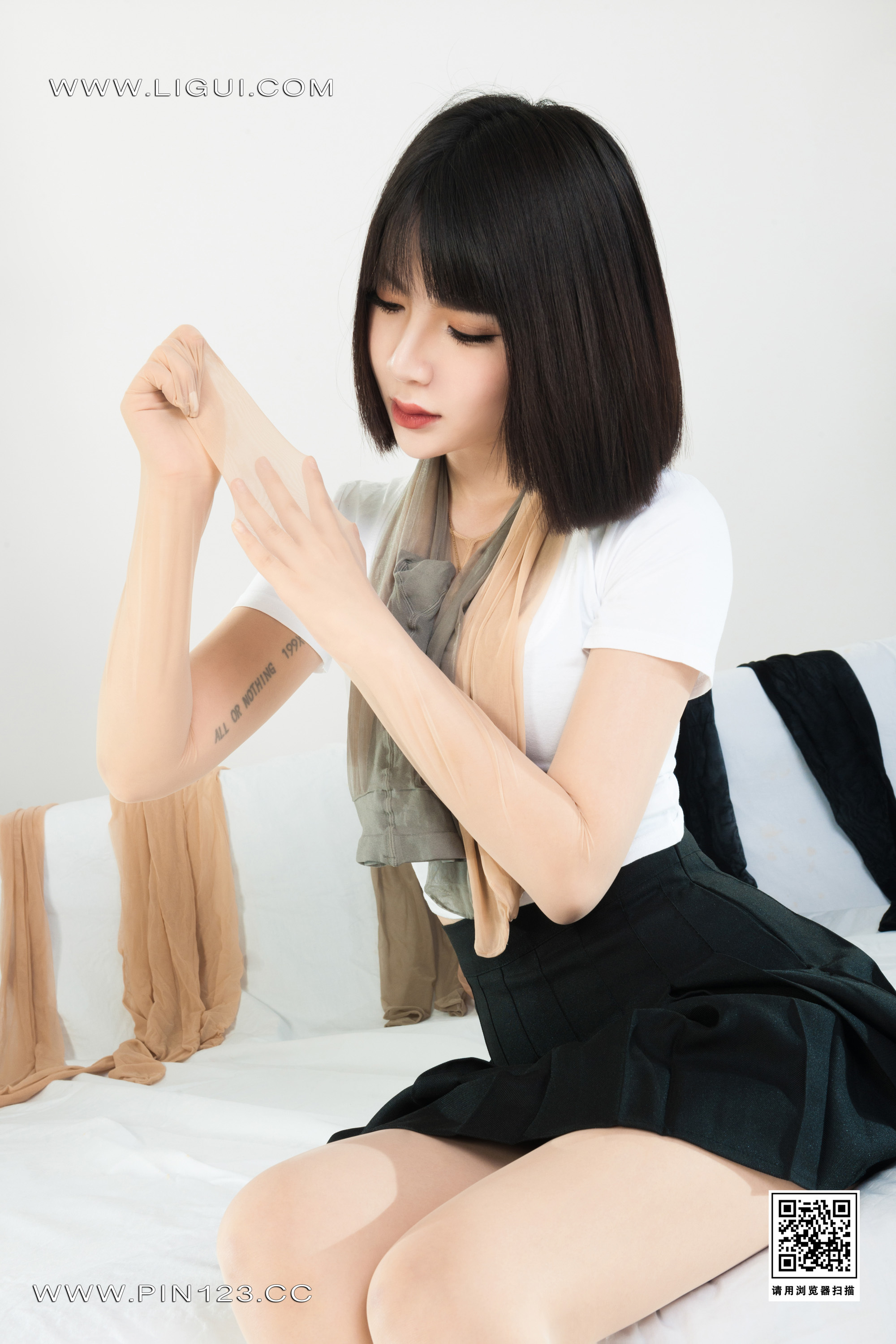 Ligui丽柜 2023.01.16 《香丝情结》 小七